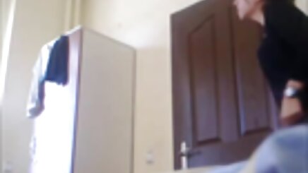 Tóc ngắn frau jav hay khong che màu đỏ