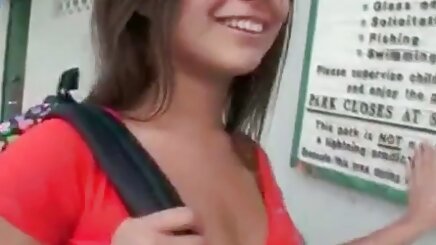 Ngoài trời dục sex gai che