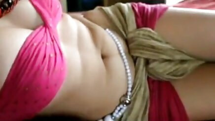 Nerdy lông phim sex khong hay thủ dâm