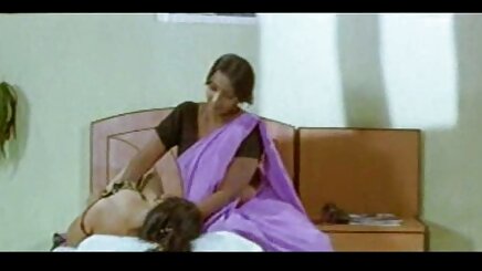 Cổ phim jav không che Anh Gilly Sampson